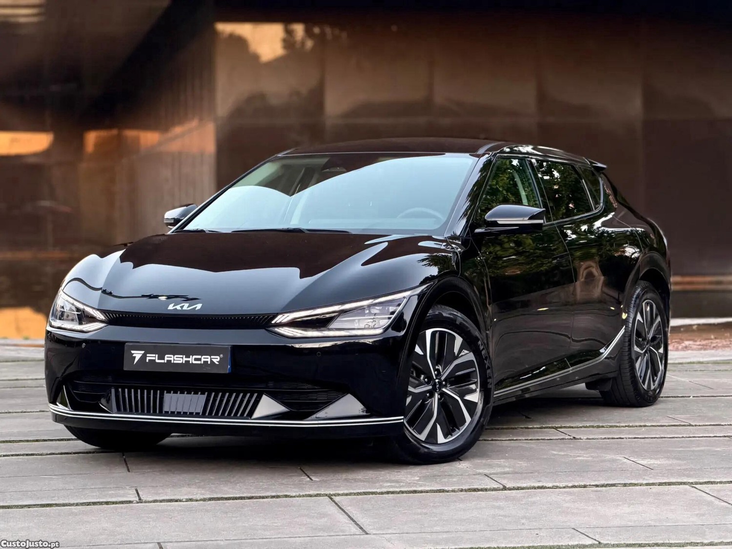 Kia EV6 77.4 kWh Tech - 24 — photo 2