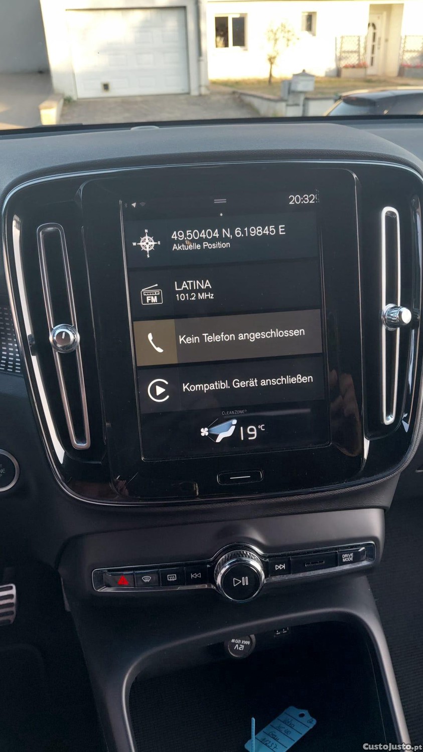 Volvo XC40 R/design - 20 — photo 5