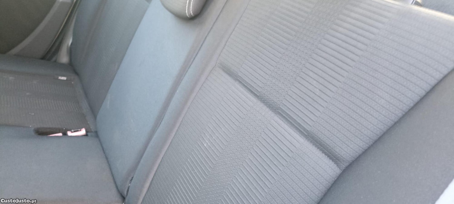Renault Clio 1.5 Diesel — photo 5