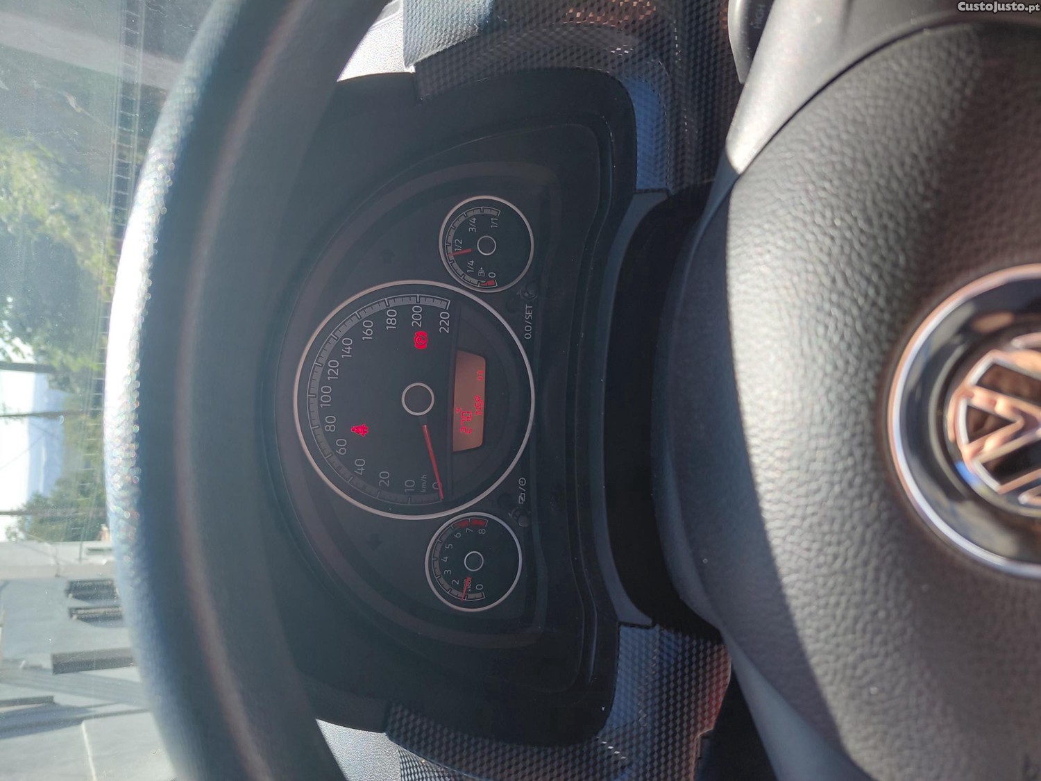 VW Up! 1.0 BMT - 18 — photo 2