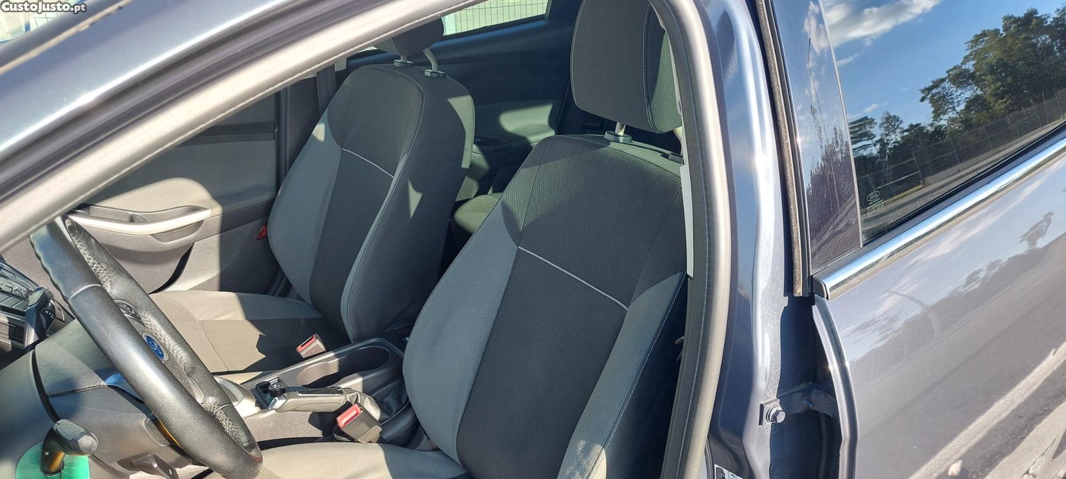 Ford Focus Focus SW - 12 — photo 5