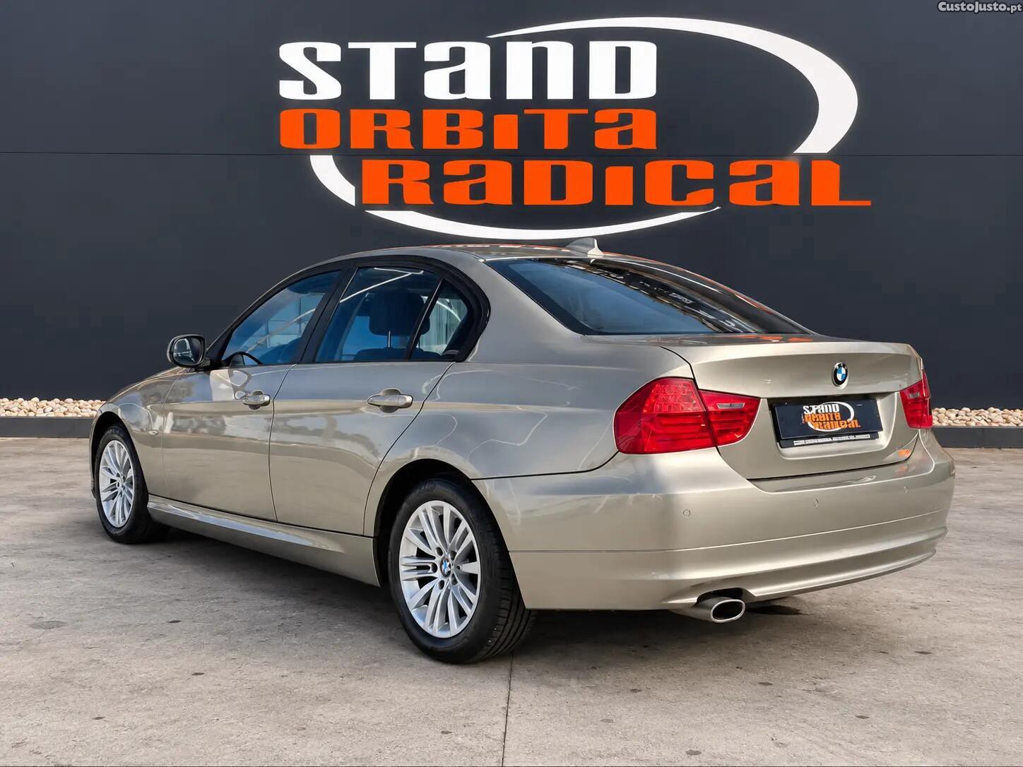 BMW 318 d Dynamic — photo 3
