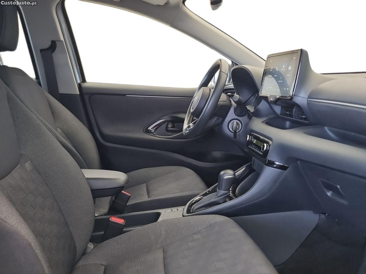 Toyota Yaris 1.5 HDF Exclusive — fotografia 10
