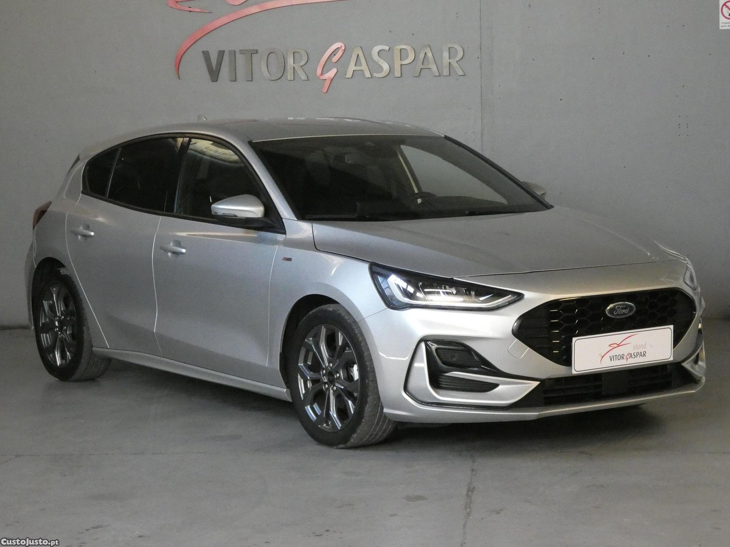 Ford Focus 1.0 EcoBoost MHEV ST-Line — fotografia 14