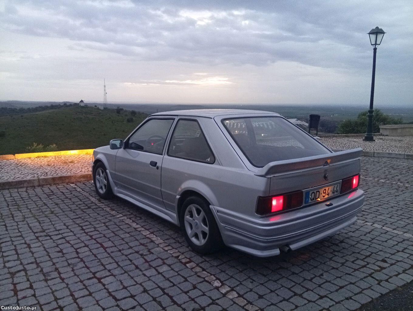 Ford Escort coupe — fotografia 5