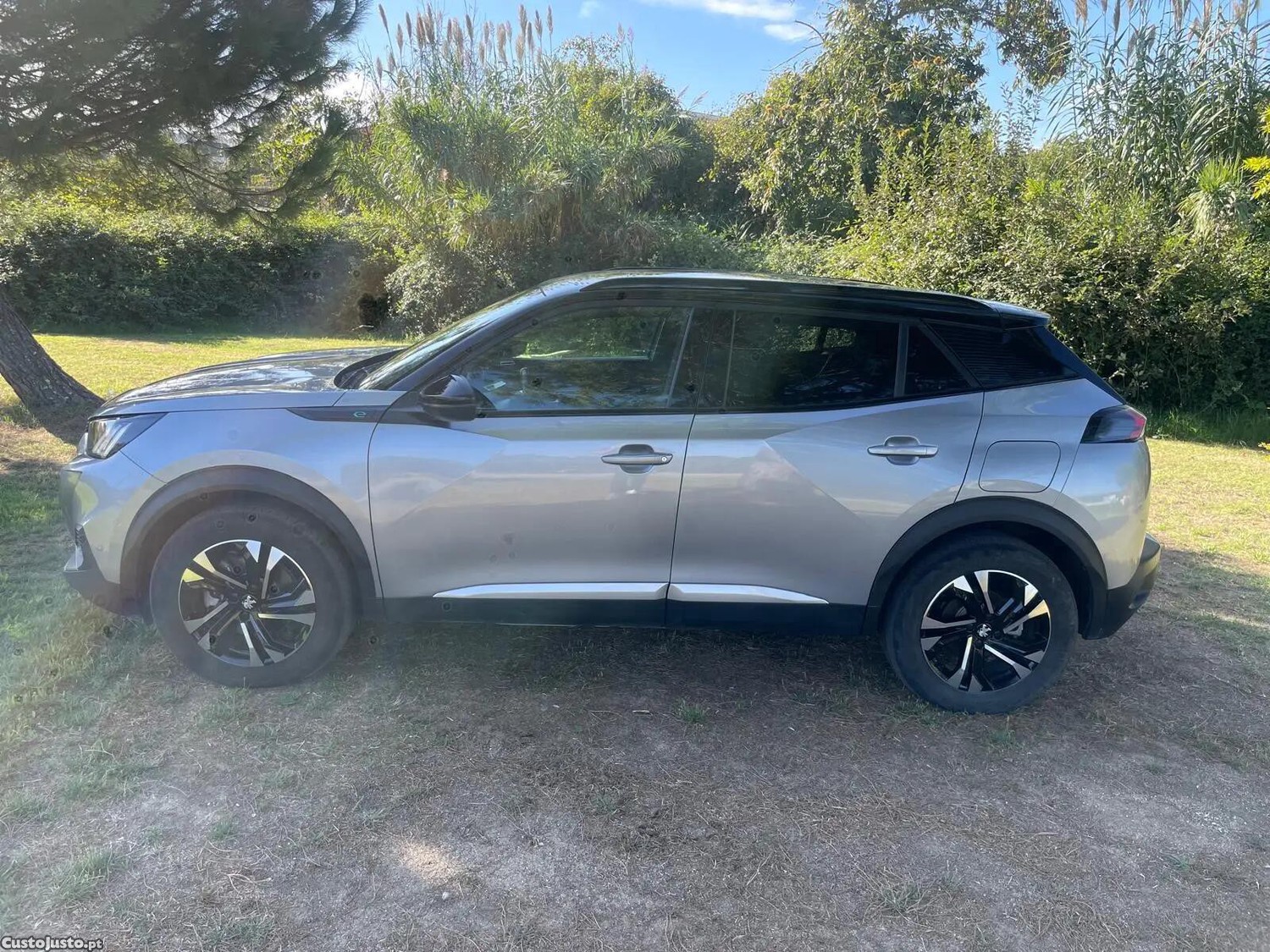 Peugeot e-2008 50 kWh GT - 23 — photo 3