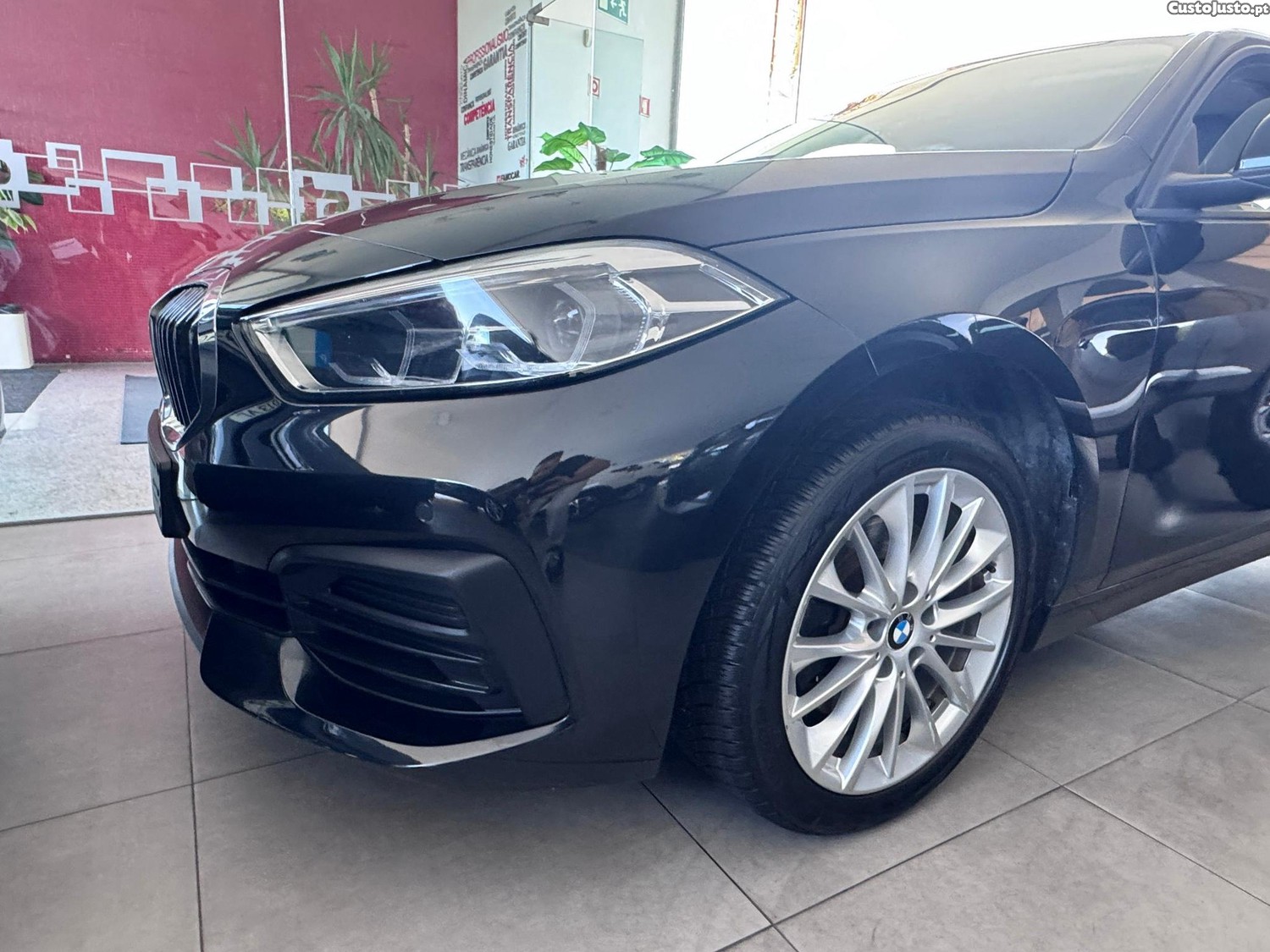 BMW 116 d Auto — fotografia 8