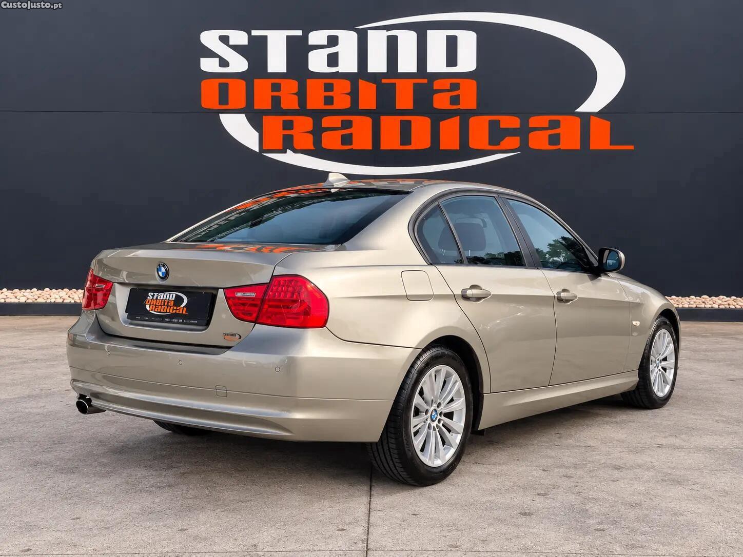 BMW 318 d Dynamic — photo 4