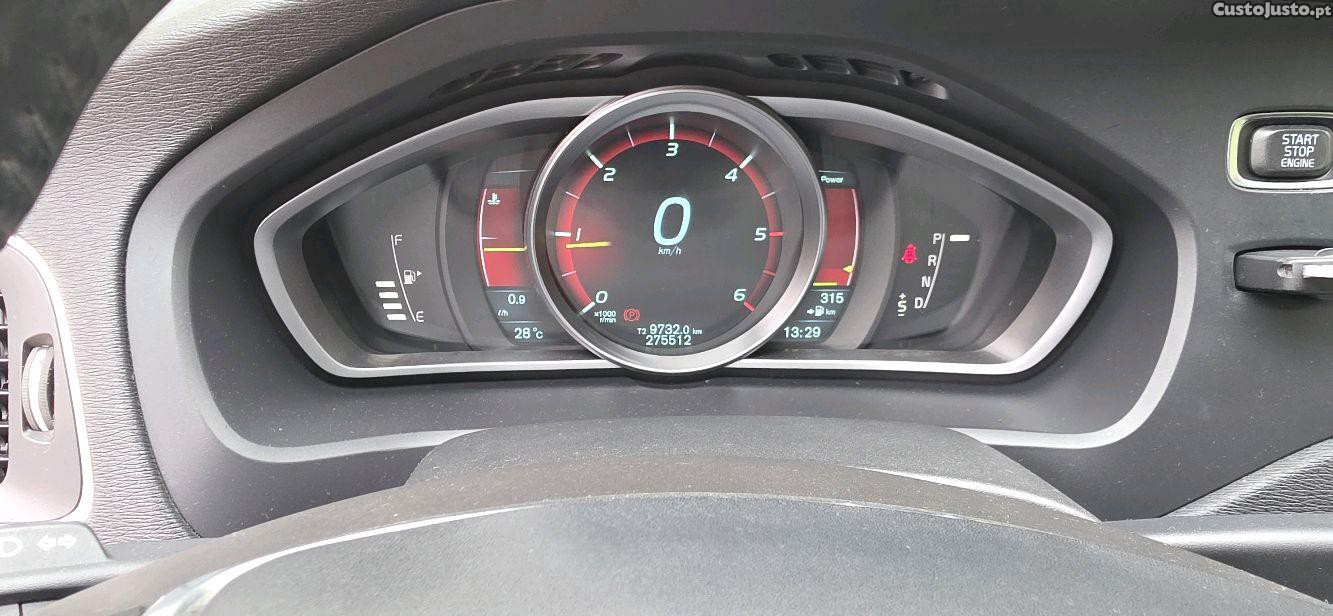 Volvo V40 Cross Country — fotografia 3