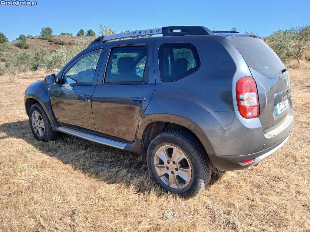 Dacia Duster 1.5 DCI 110 CV Prestige — fotografia 3