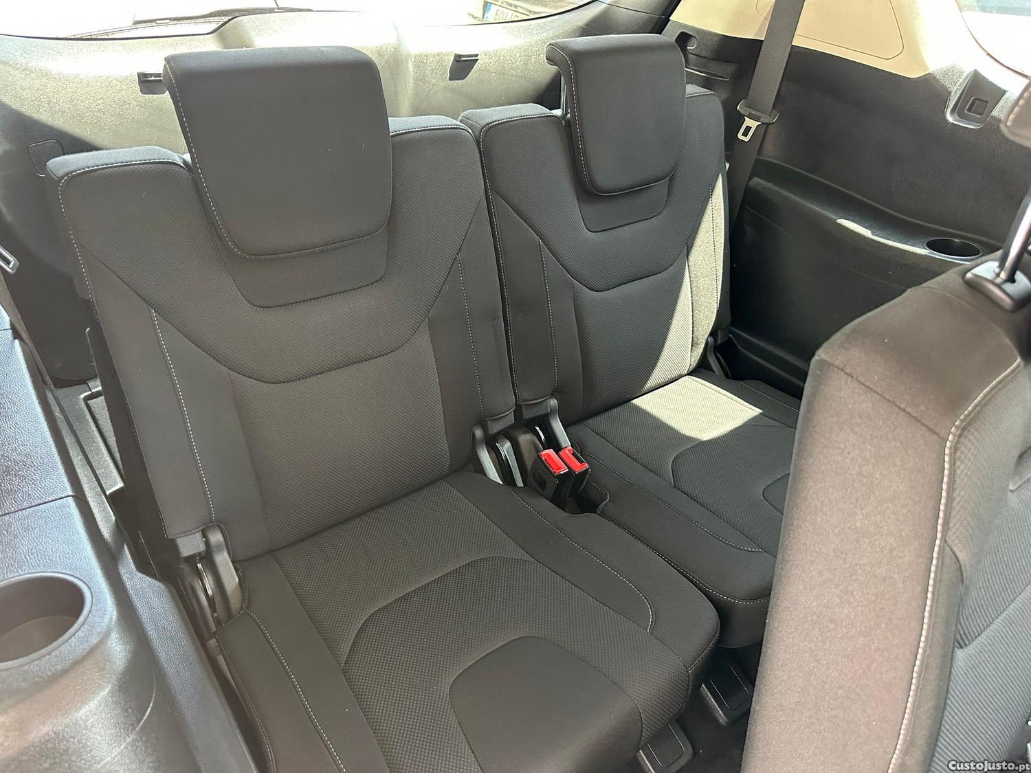Ford S-Max 2.0 TDCi Titanium — fotografia 8