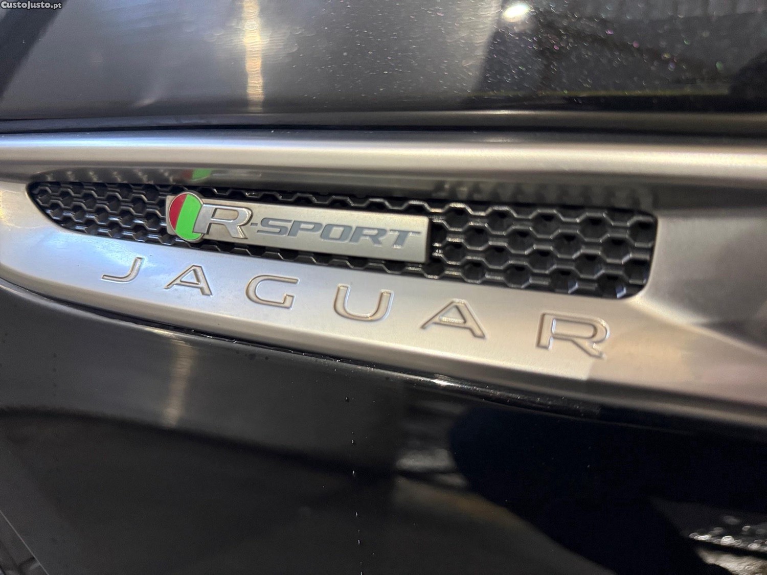 Jaguar XF 2.0 — fotografia 2