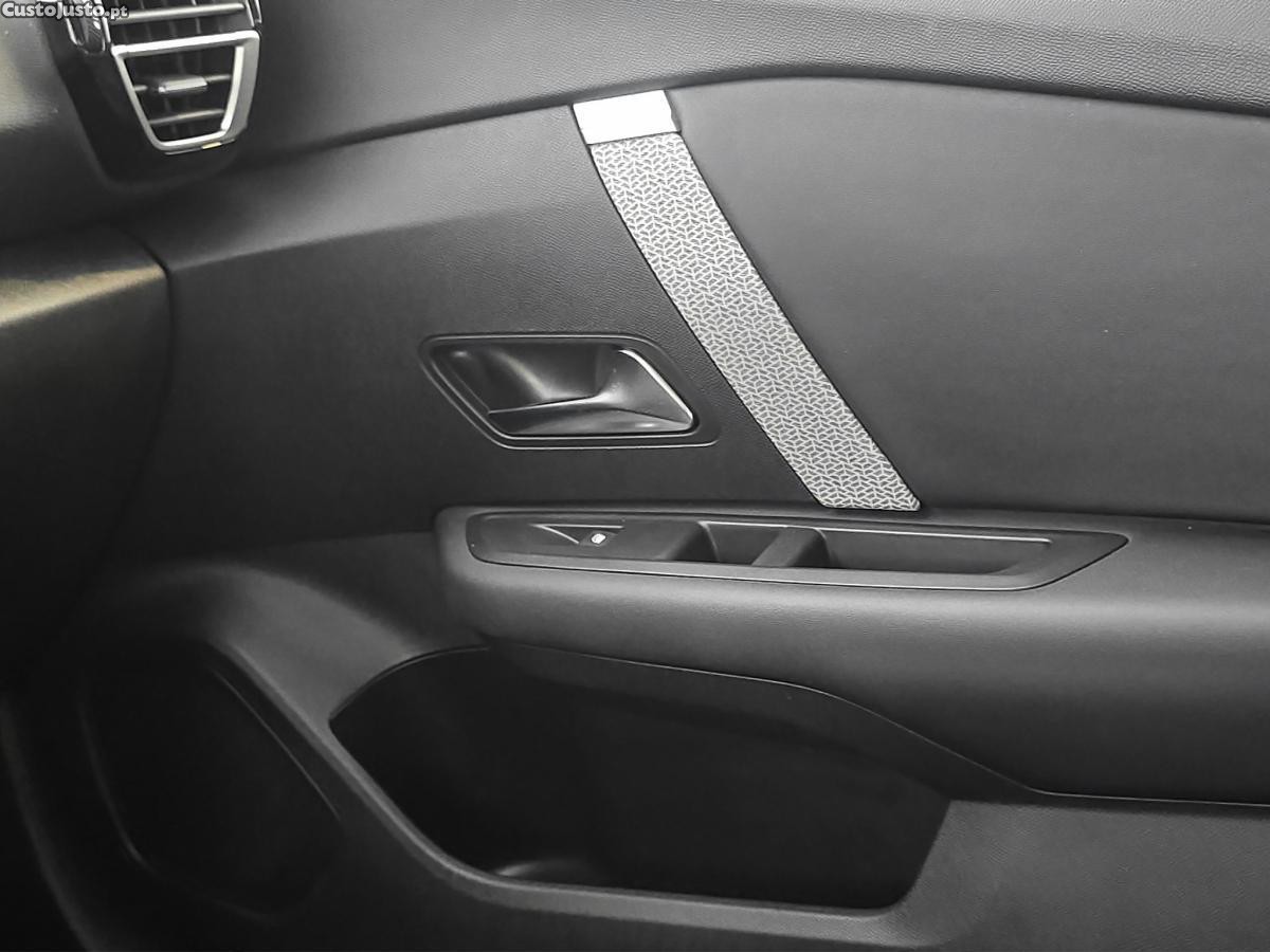 Citroën C4 BlueHDi 130 Stop&Sta — fotografia 5