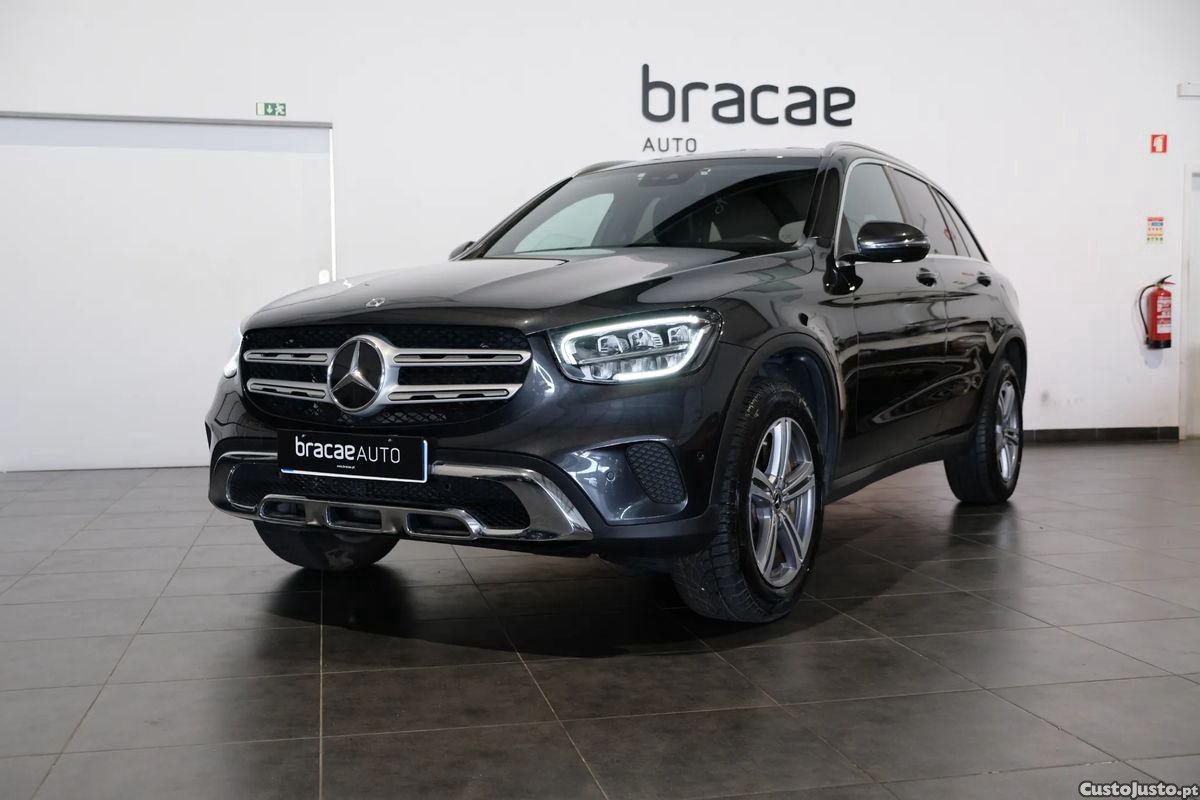 Mercedes-Benz GLC 300 e 4Matic - 22 — photo 3
