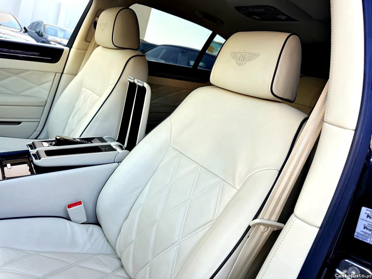 Bentley Continental Flying Spur Flying Spur — fotografia 38