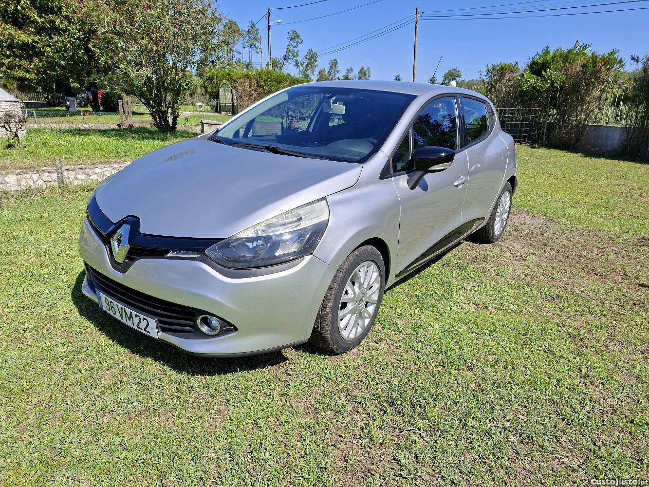 Renault Clio IV 1.5 dCi — fotografia 10