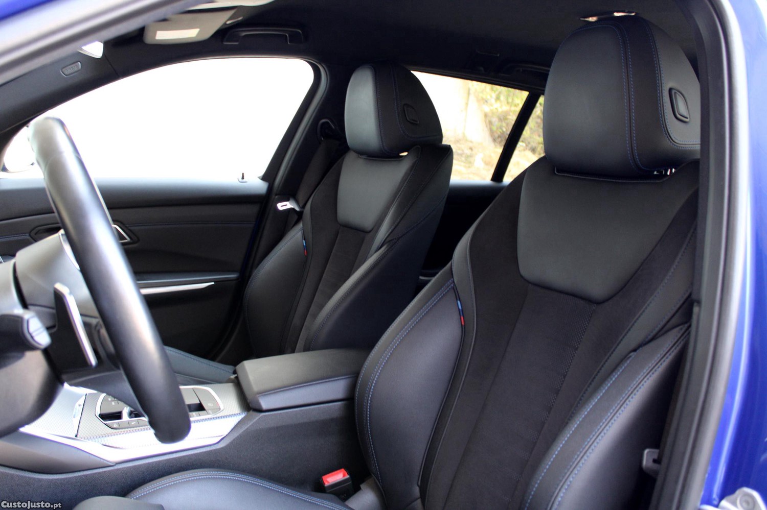 BMW 320 d Touring Pack M Auto Hybrid — fotografia 7