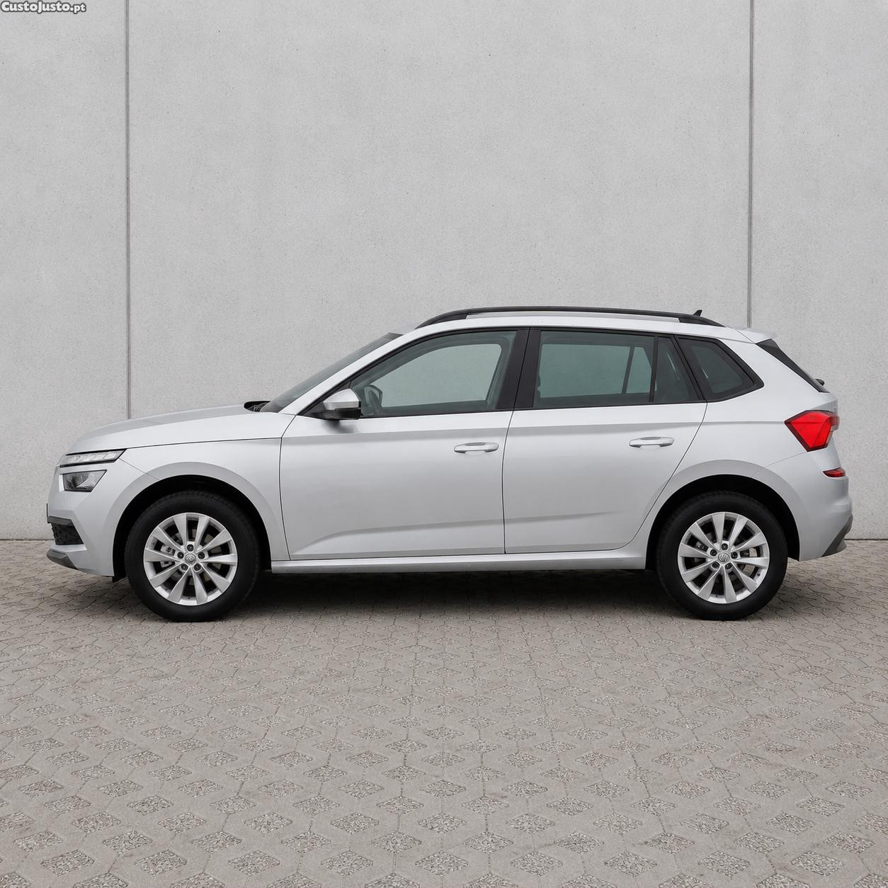 Skoda Kamiq 1.0 TSI Ambition 95cv — fotografia 3
