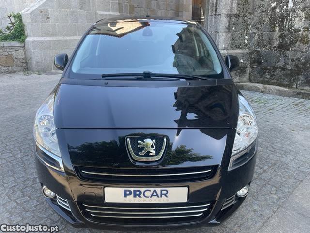 Peugeot 5008 1.6 E-HDi 7L Active 2-Tronic — fotografia 11