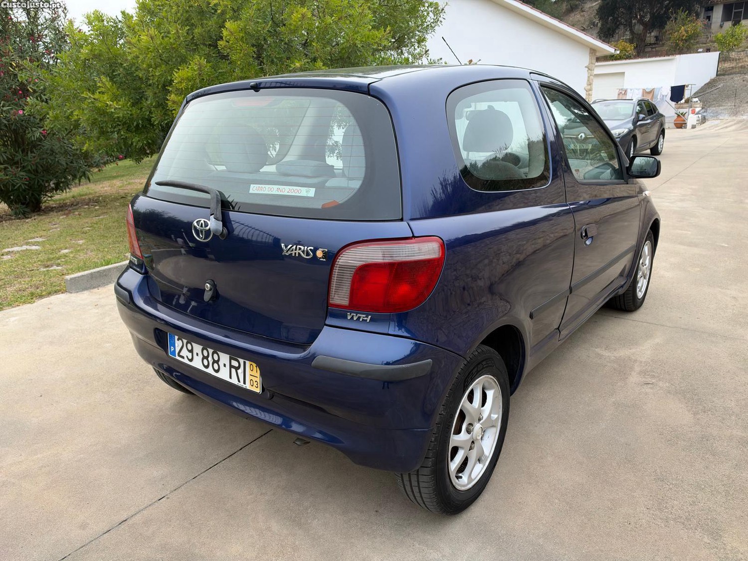 Toyota Yaris 1.0 VVT-I — photo 2