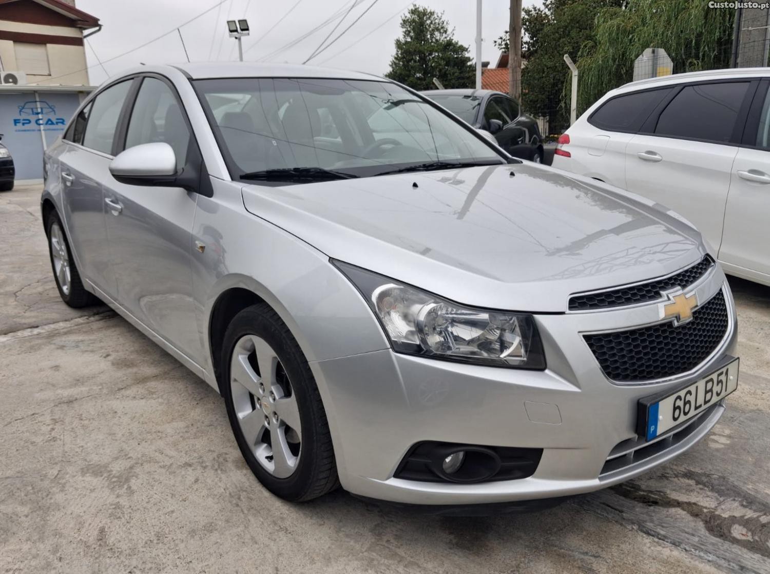 Chevrolet Cruze 2.0 CDI - 10 foto 2