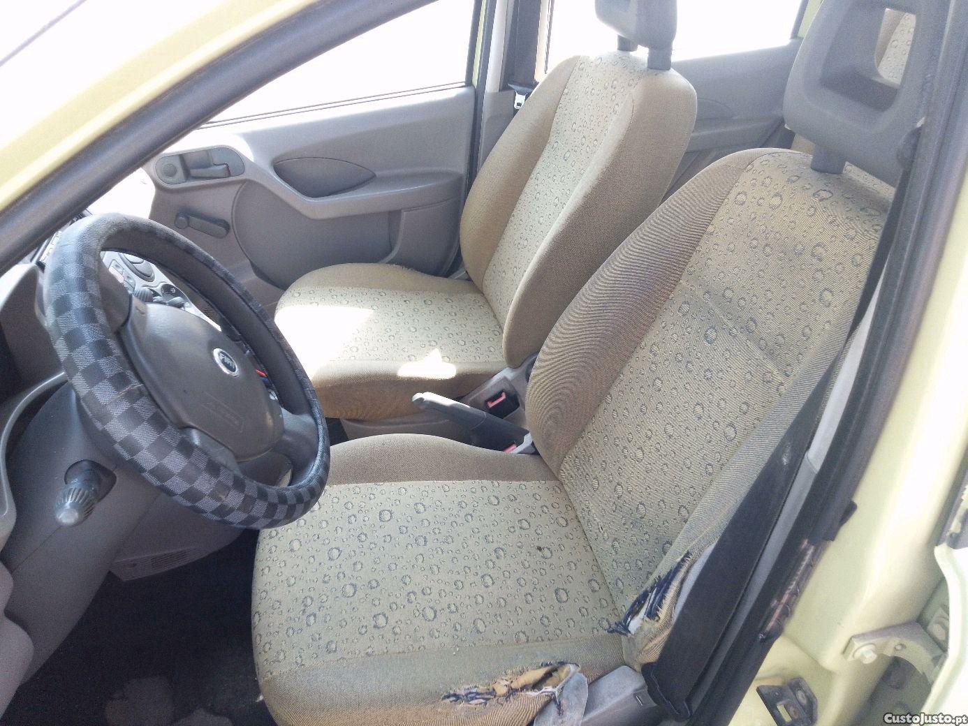Fiat Panda 1.2 gasolina — fotografia 3