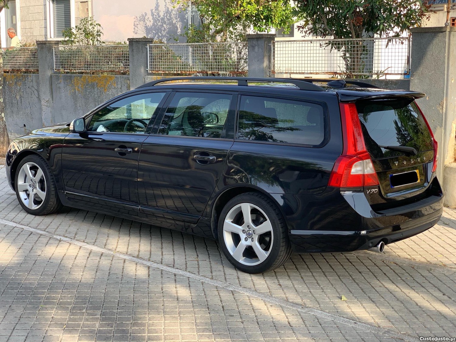 Volvo V70 R-Design Geartronic - 10 — photo 4