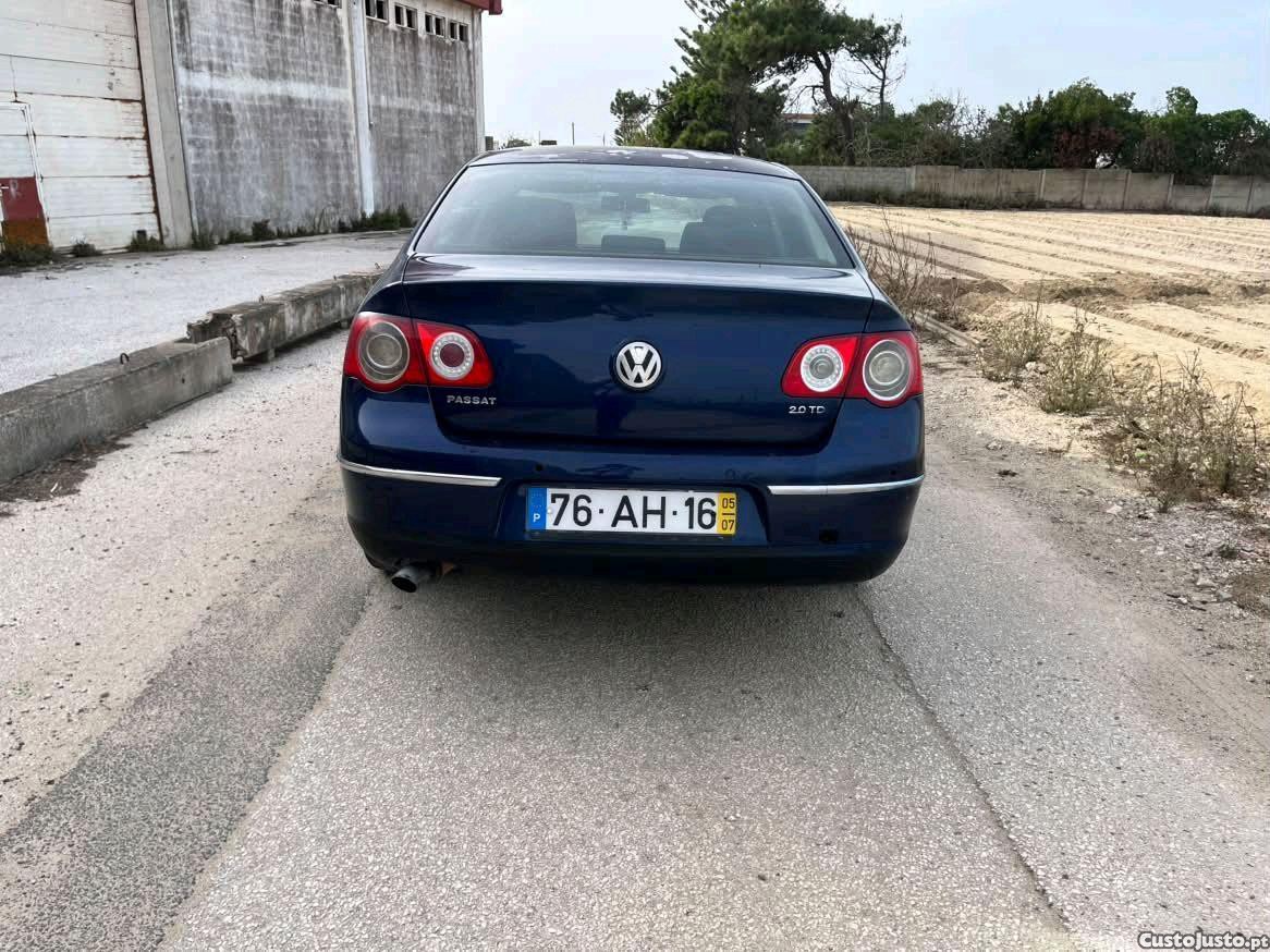 VW Passat Trendline Full Extras - 05 — photo 4