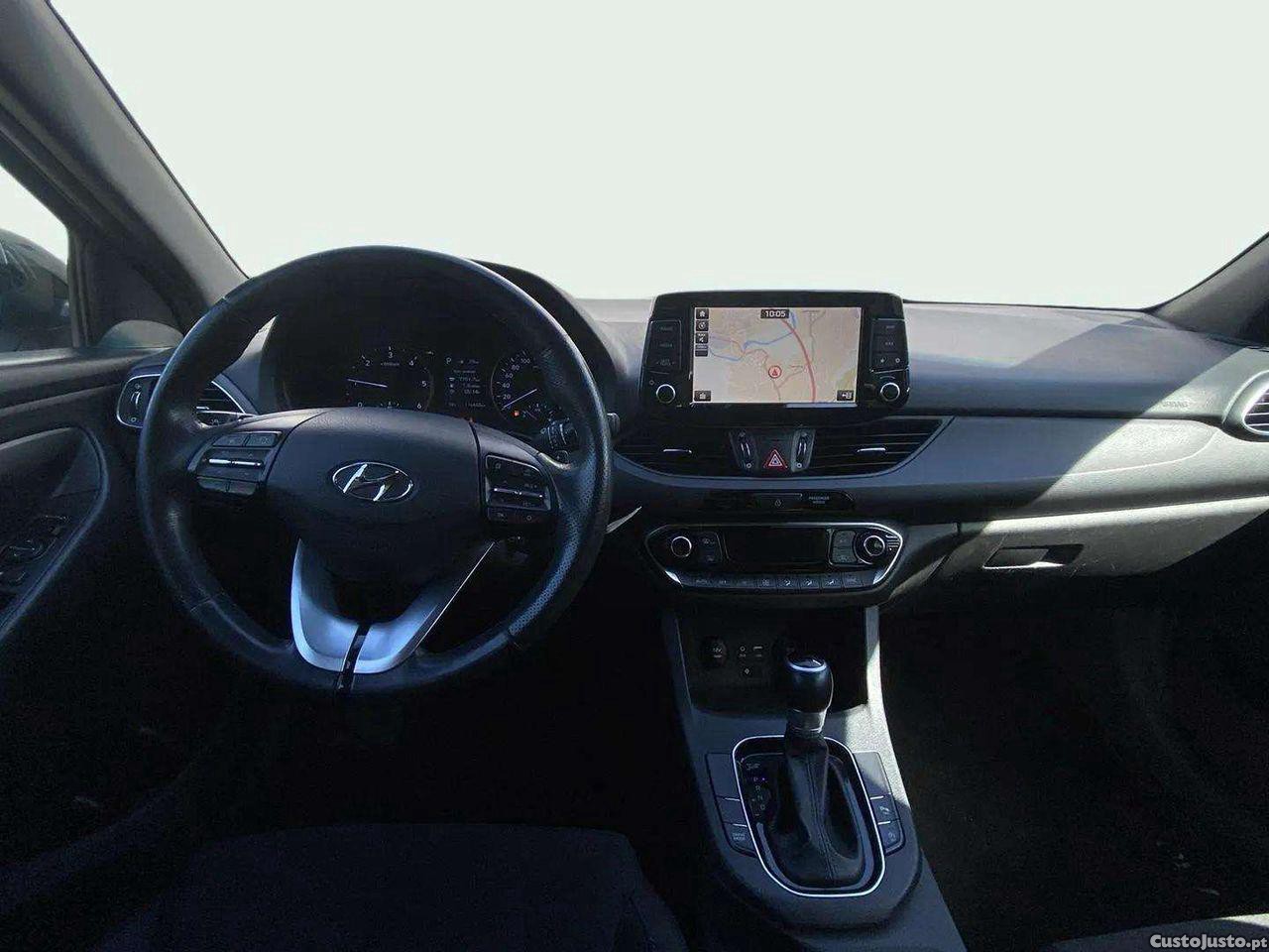 Hyundai i30 1.6 CRDi STyle 7DCT — fotografia 8