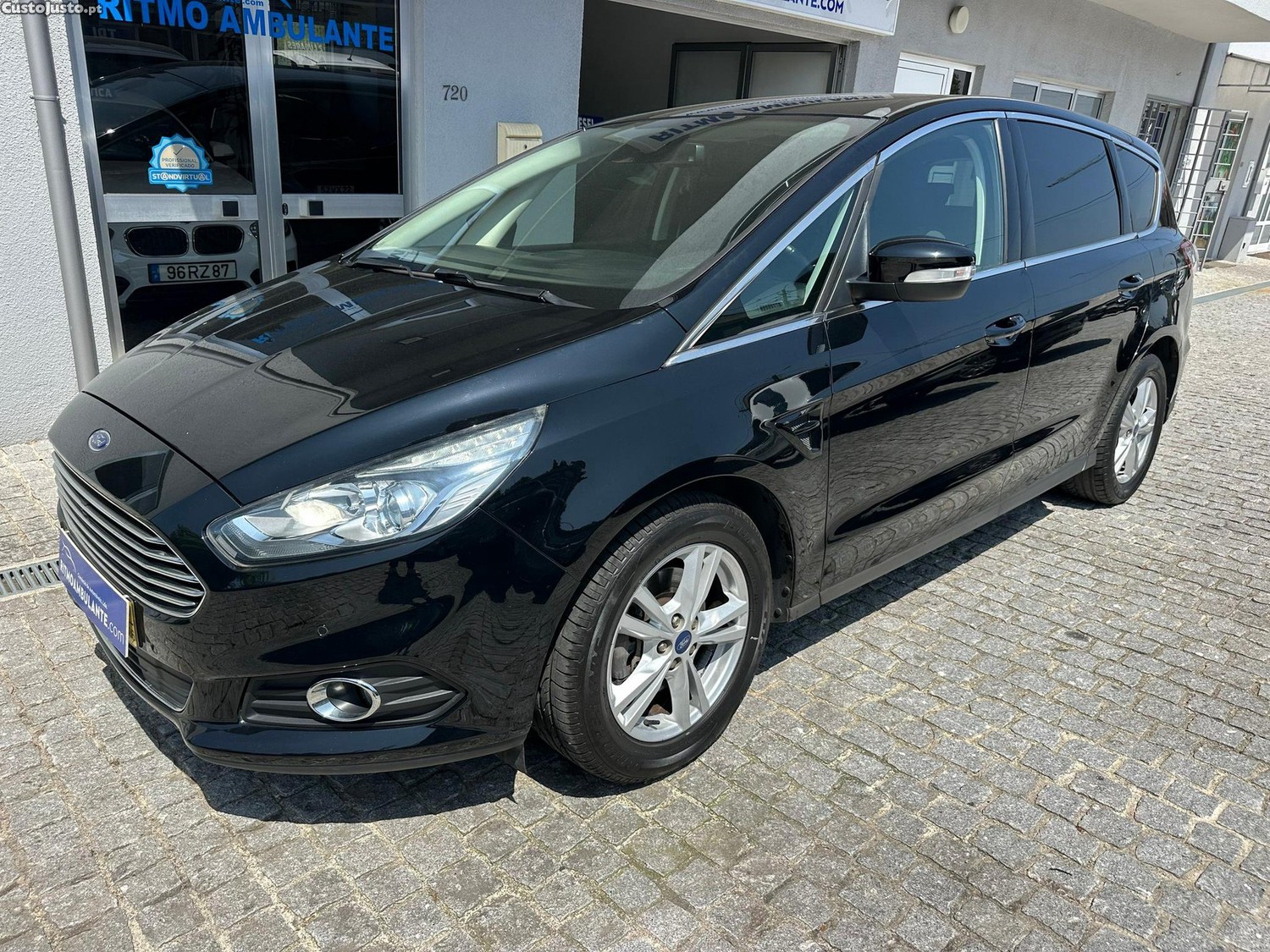 Ford S-Max 2.0 TDCi Titanium — fotografia 12