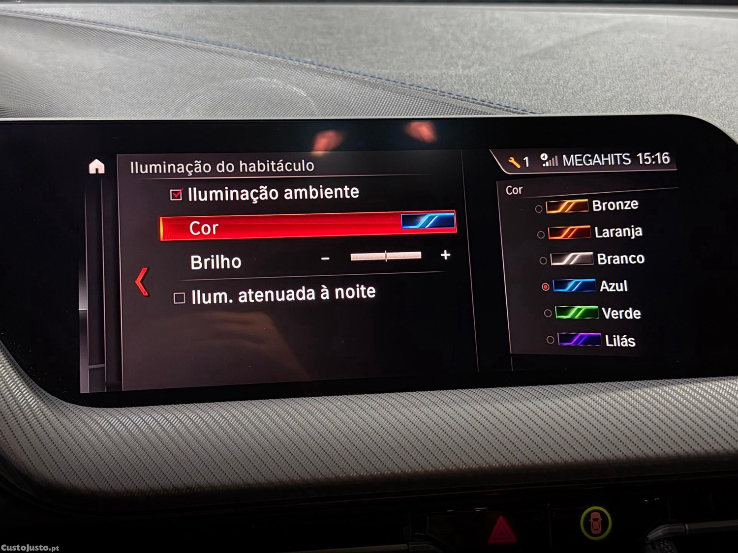 BMW 216 d Pack Desportivo M — fotografia 3