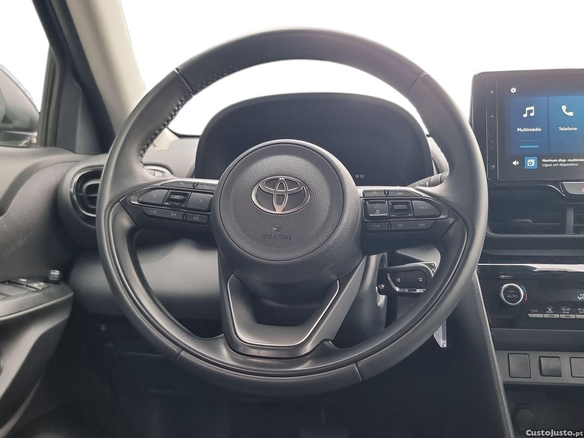 Toyota Yaris Cross 1.5 HDF Comfort Plus — fotografia 7