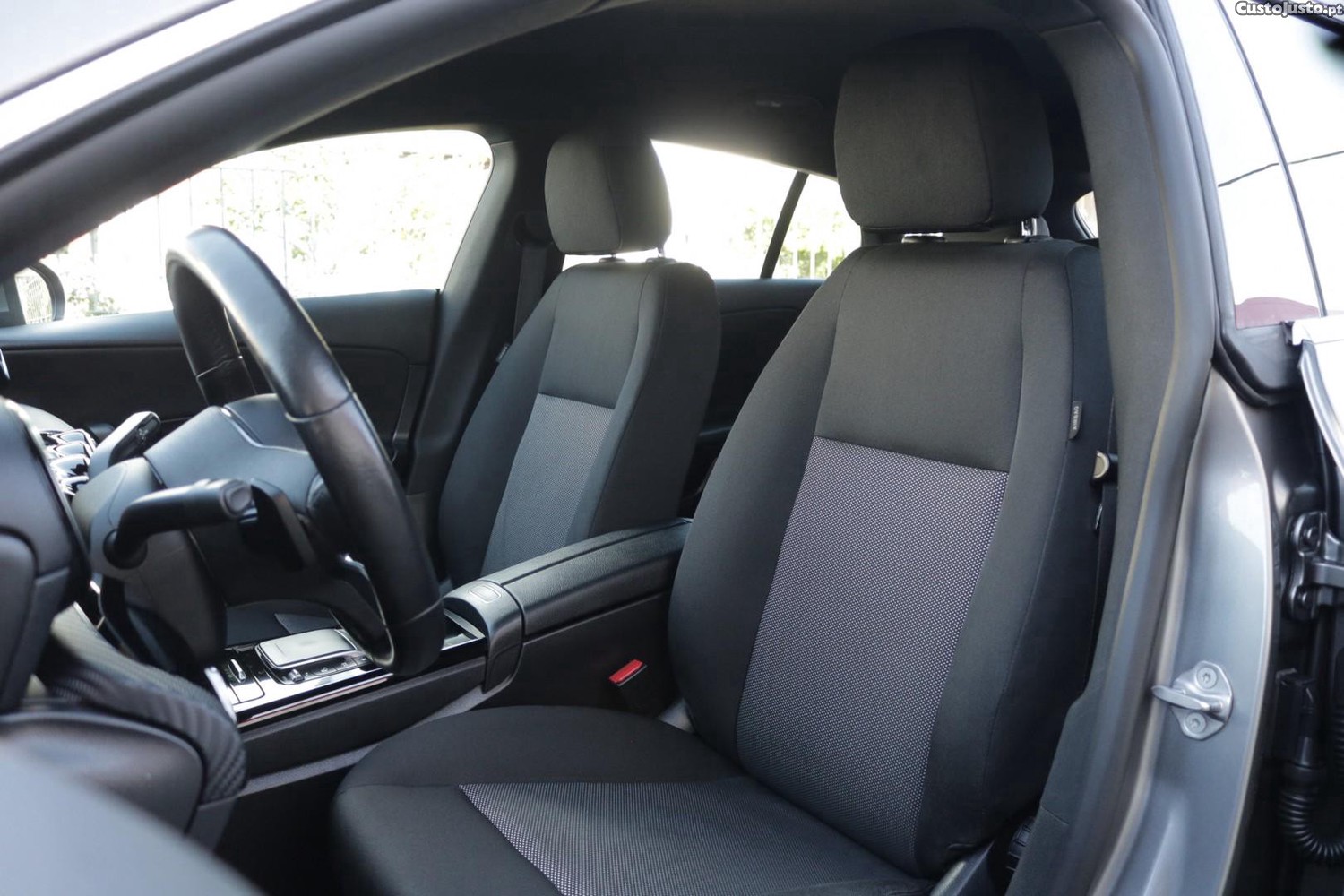 Mercedes-Benz CLA 200 d Shooting Brake Style Plus Auto 150cv — fotografia 39