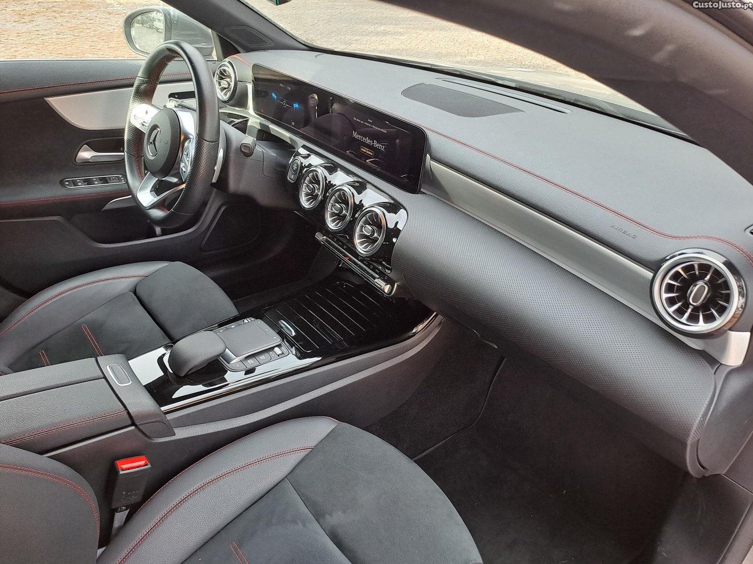 Mercedes-Benz CLA 180 180 D - Shooting Brake (Linha AMG) — fotografia 4