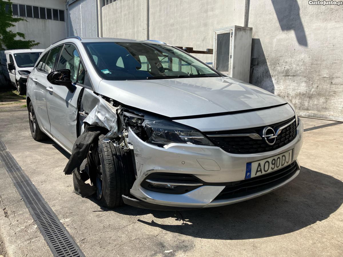 Opel Astra K Sports Tourer 1.4i Turbo - 22 foto 2