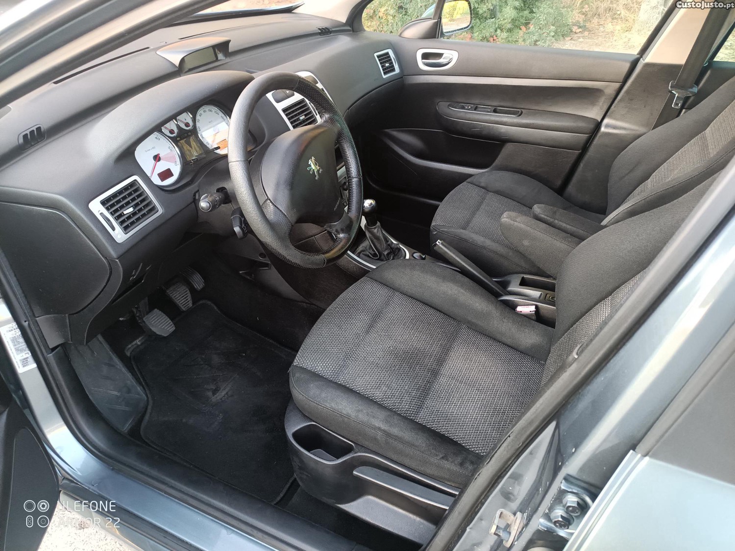 Peugeot 307 1.6 HDI - 07 — photo 5