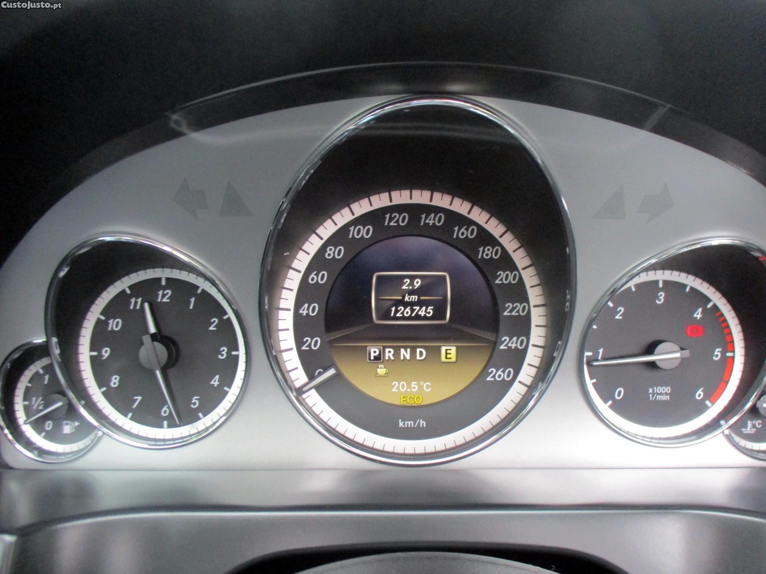 Mercedes-Benz E 250 Cdi BlueEfficiency Auto — fotografia 12