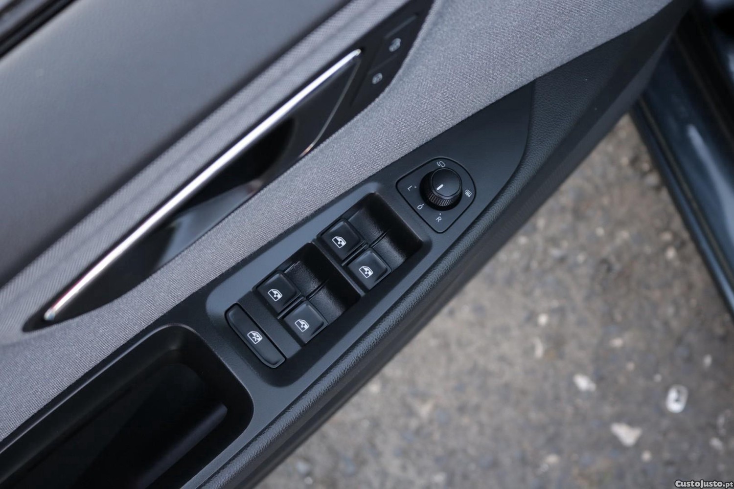 SEAT Leon ST 1.6 TDI Style 115cv — fotografia 30