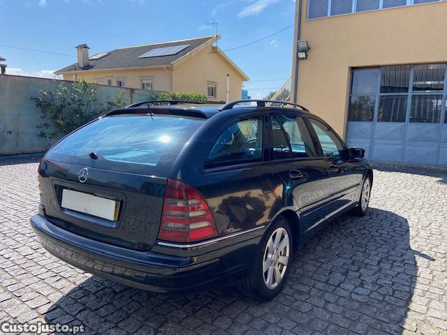 Mercedes-Benz C 220 CDI Station Avantgarde — fotografia 5