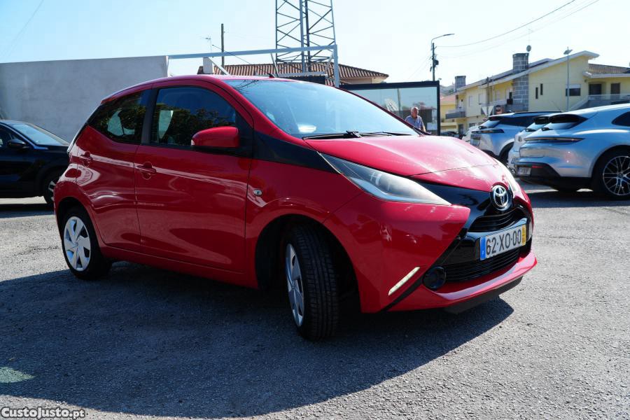 Toyota Aygo 1.0 — fotografia 10