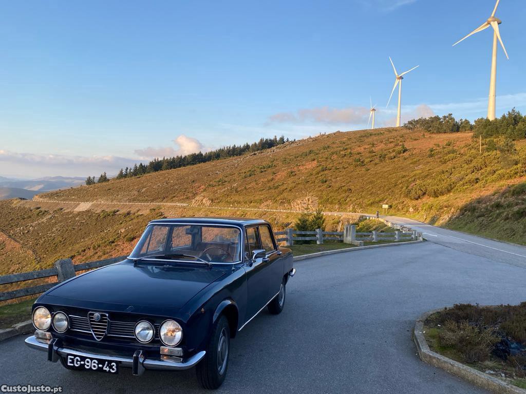Alfa Romeo  Berlina 1750 foto 4