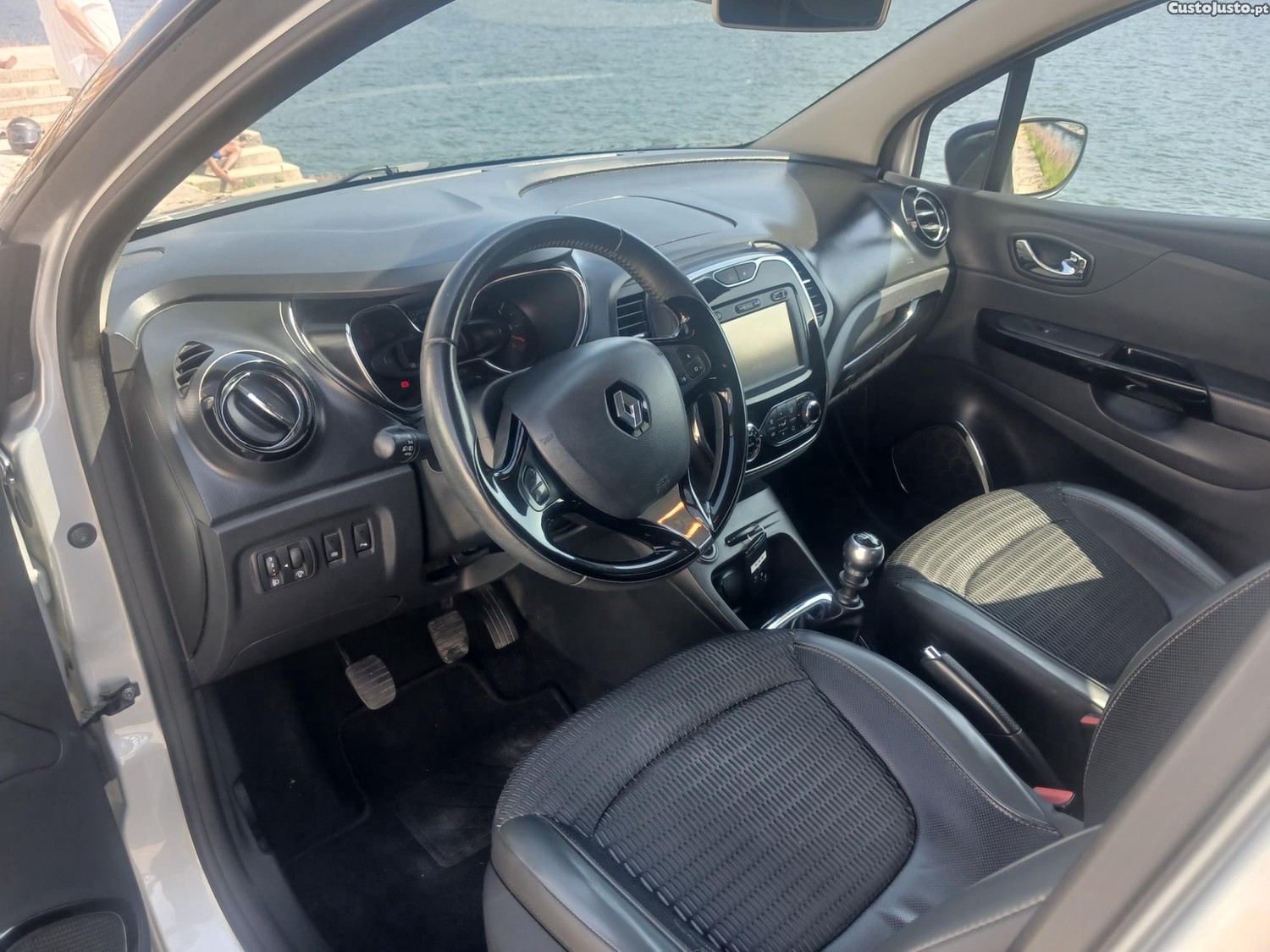 Renault Captur 1.5dci exclusive 110cv — fotografia 8
