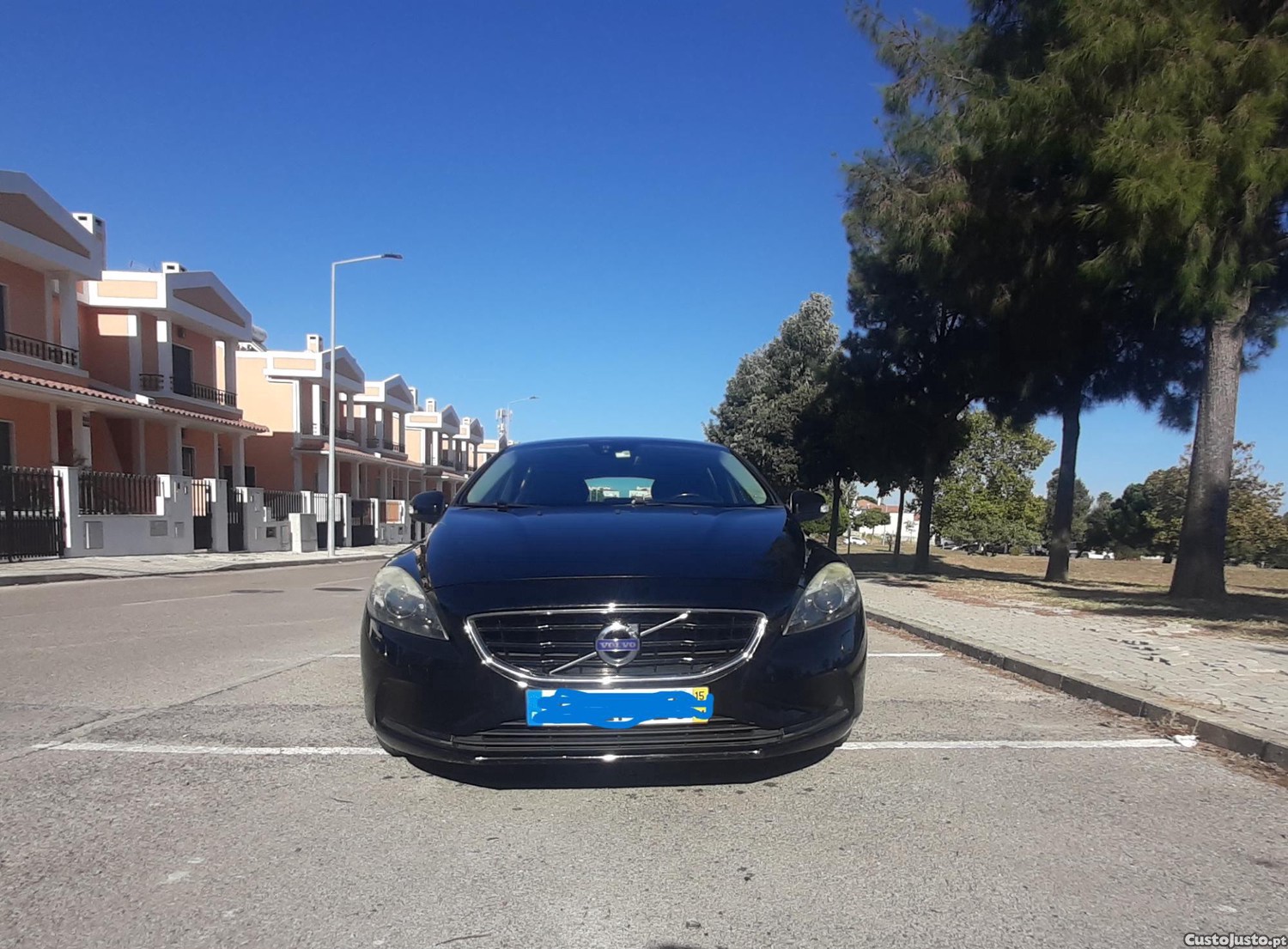 Volvo V40 D2 - 15 — photo 2