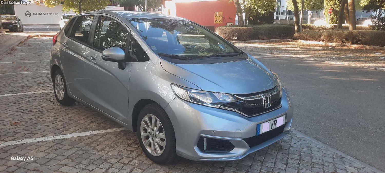 Honda Jazz 1.3 I-VTEC Elegance/Connect - 18 — photo 3
