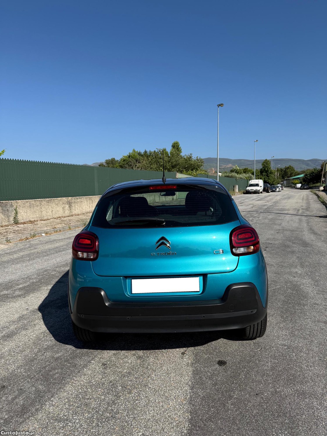 Citroën C3 1.5 BlueHDi Shine — fotografia 6