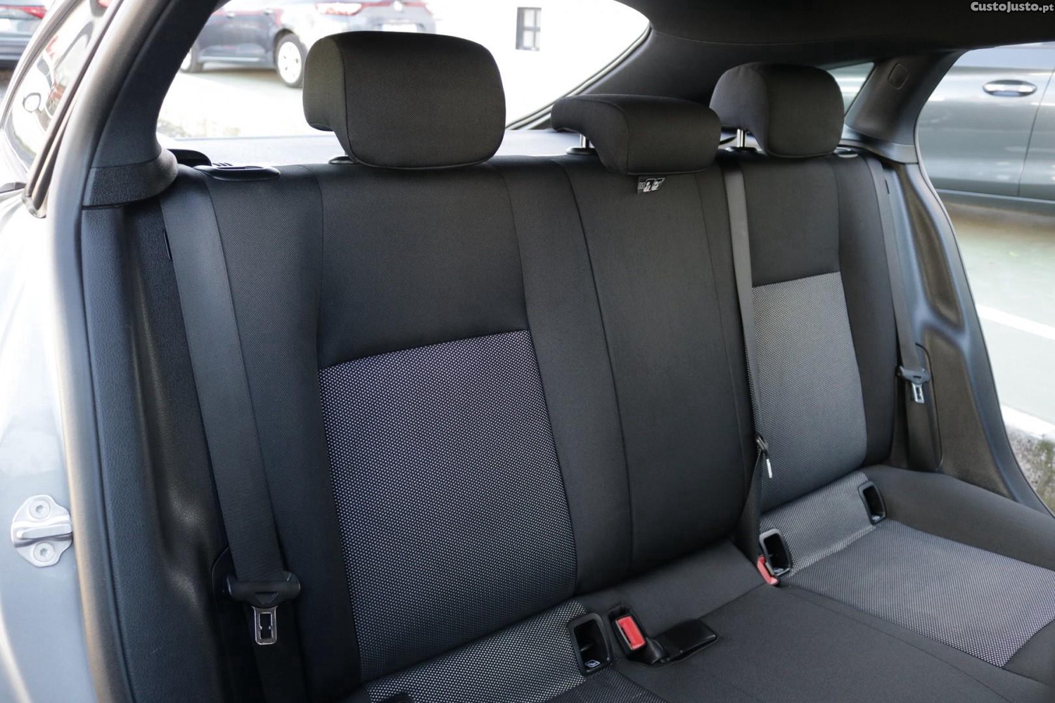 Mercedes-Benz CLA 200 d Shooting Brake Style Plus Auto 150cv — fotografia 36