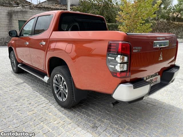 Mitsubishi L200 2.3 DI-D CD Invite Strakar Look 4WD — fotografia 4