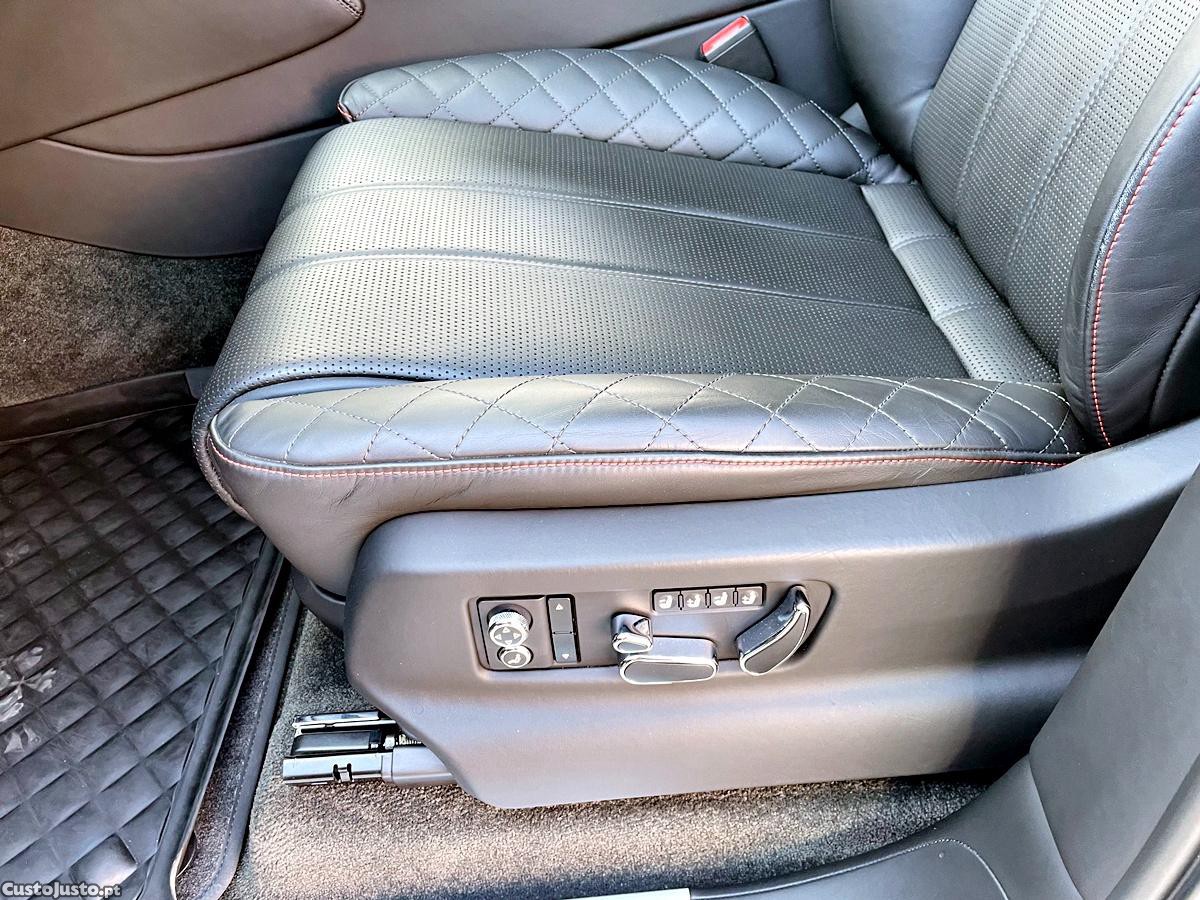 Bentley Bentayga V8 — fotografia 37