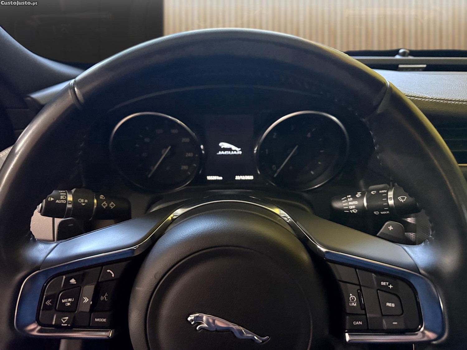 Jaguar XF 2.0 — fotografia 7