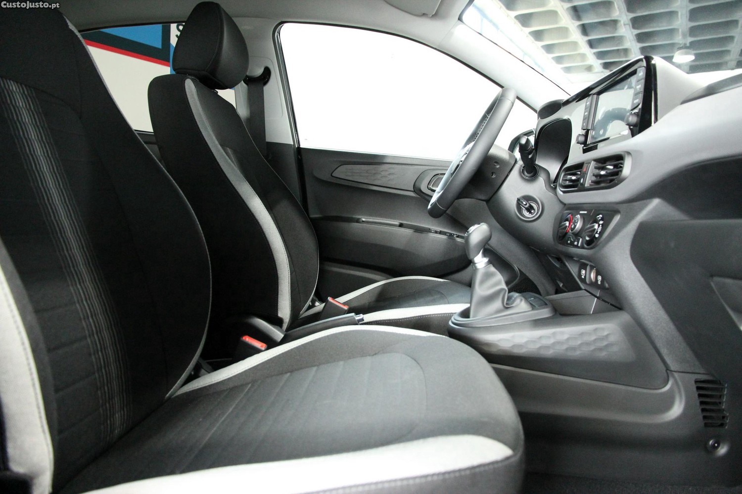 Hyundai i10 1.0 Comfort — fotografia 16